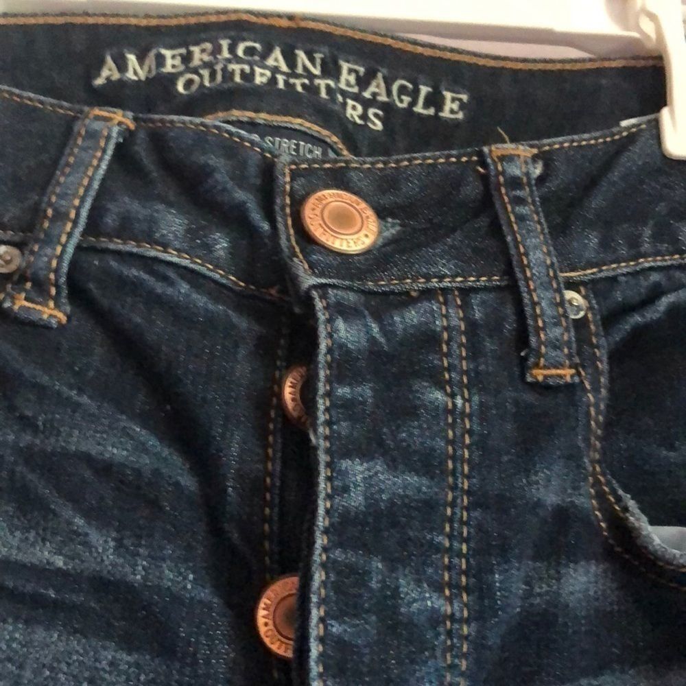 American Eagle outfitters ripped jeans - Picture 4 of 11